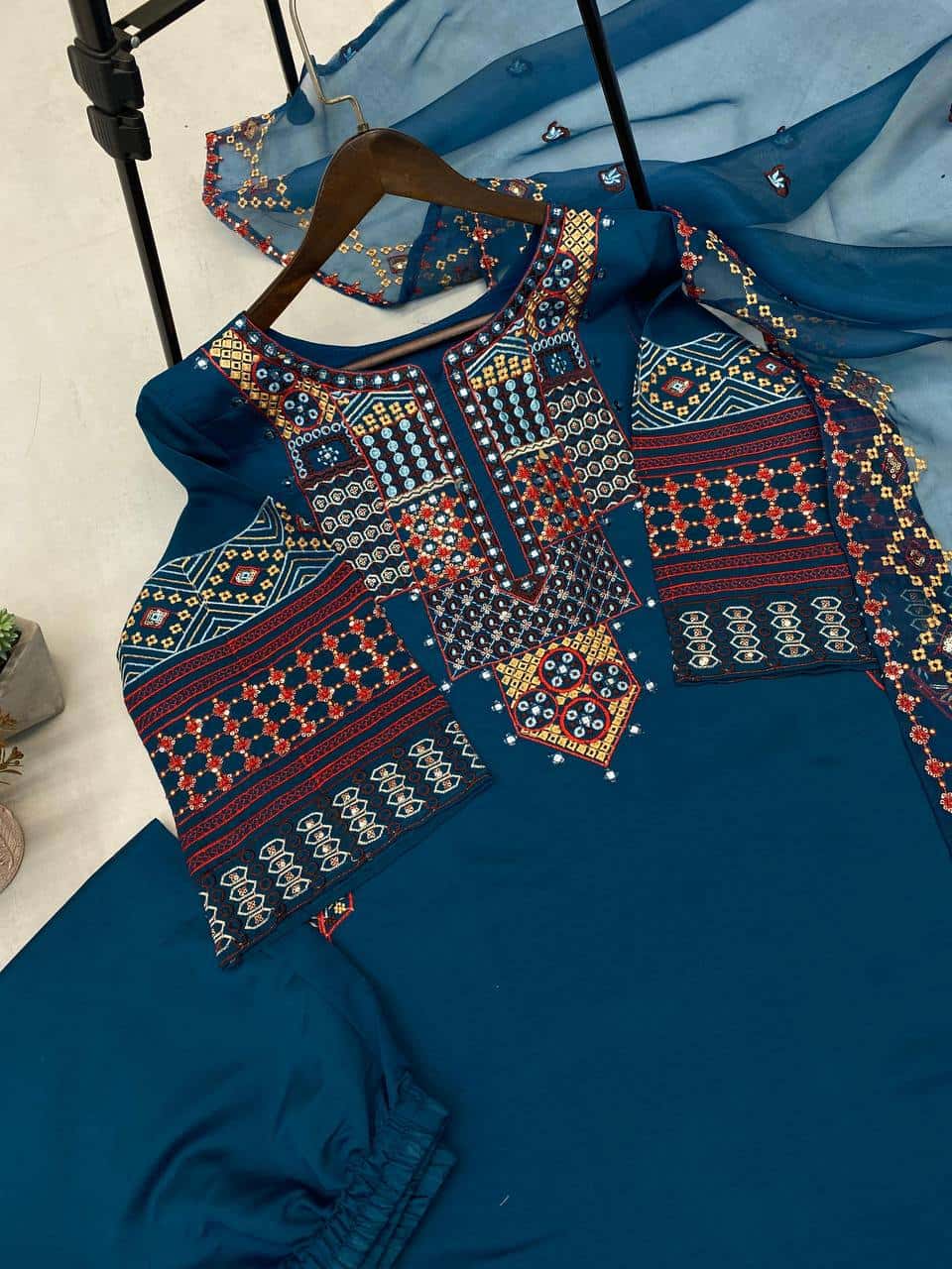 Roman silk foil paper work kurta set with organza dupatta