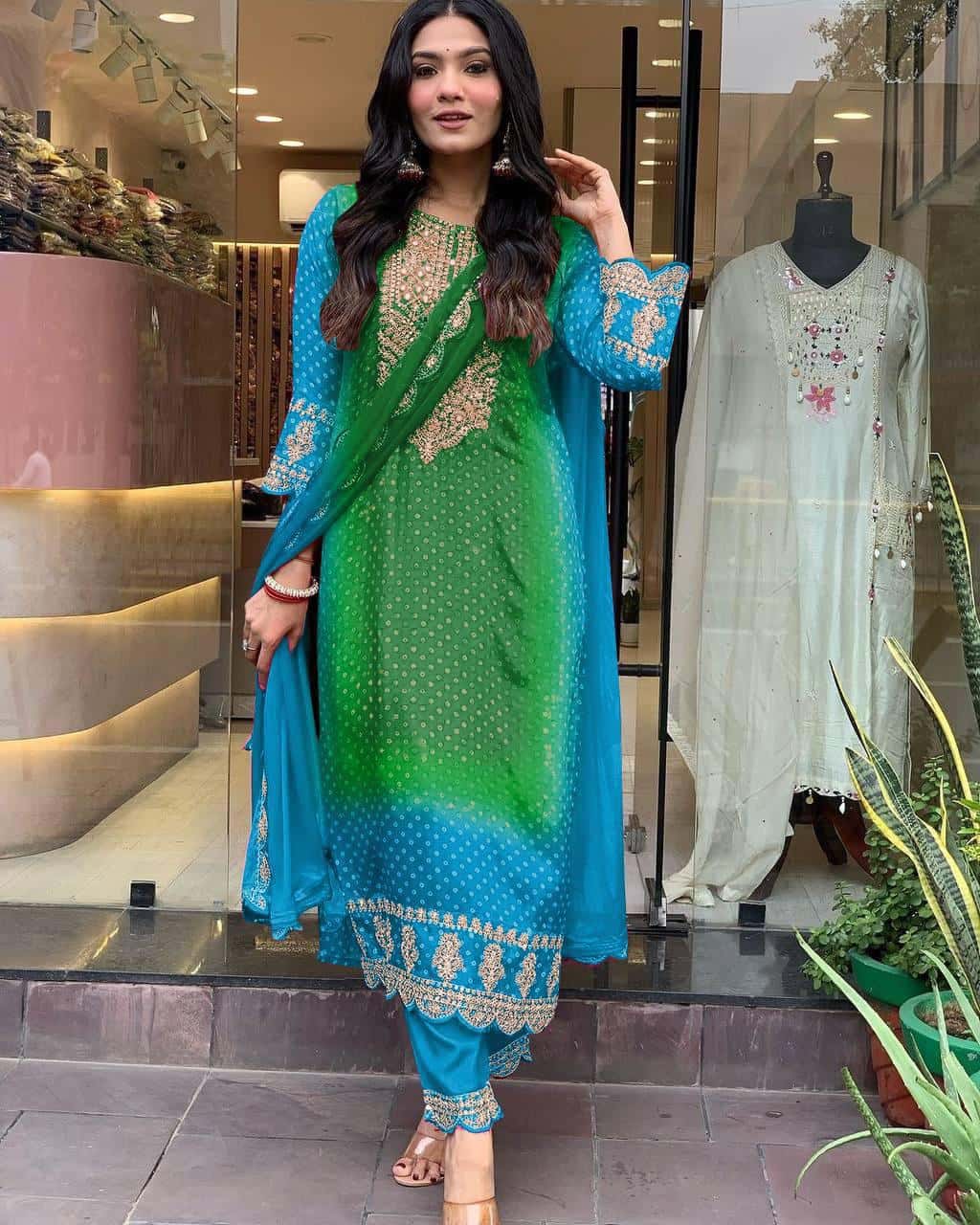 Bandhani print 3 pc suit set,Plus size is also available