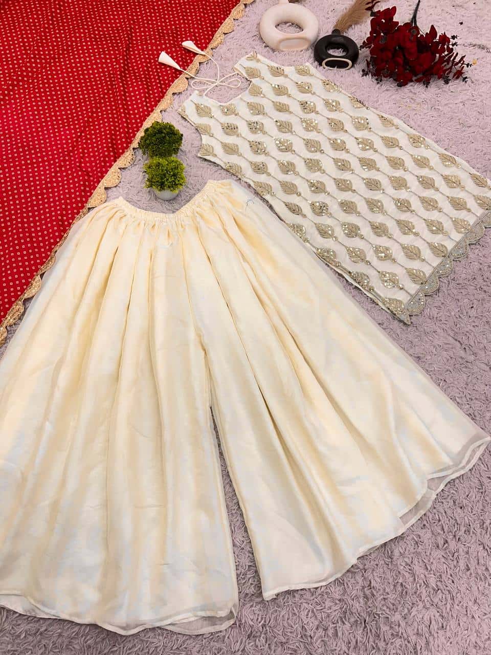 wedding wear traditional outfit for women