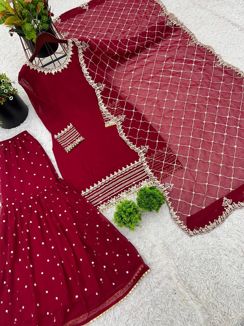 Women wedding wear red heavy suit sets for women