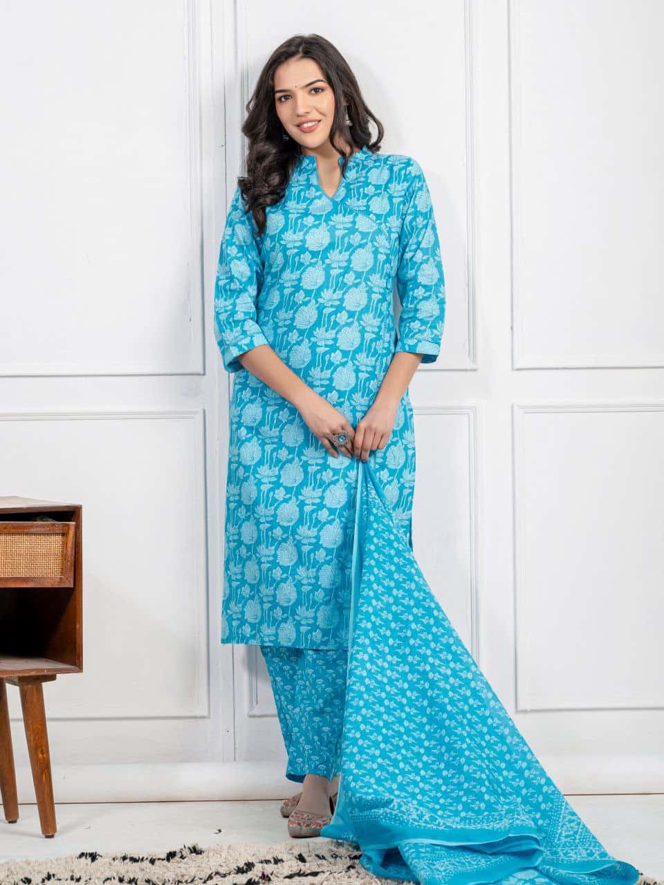 "Breezy Elegance: Pure Cotton Kurti Set for Sunny Days"