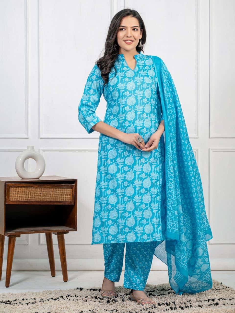 "Breezy Elegance: Pure Cotton Kurti Set for Sunny Days"