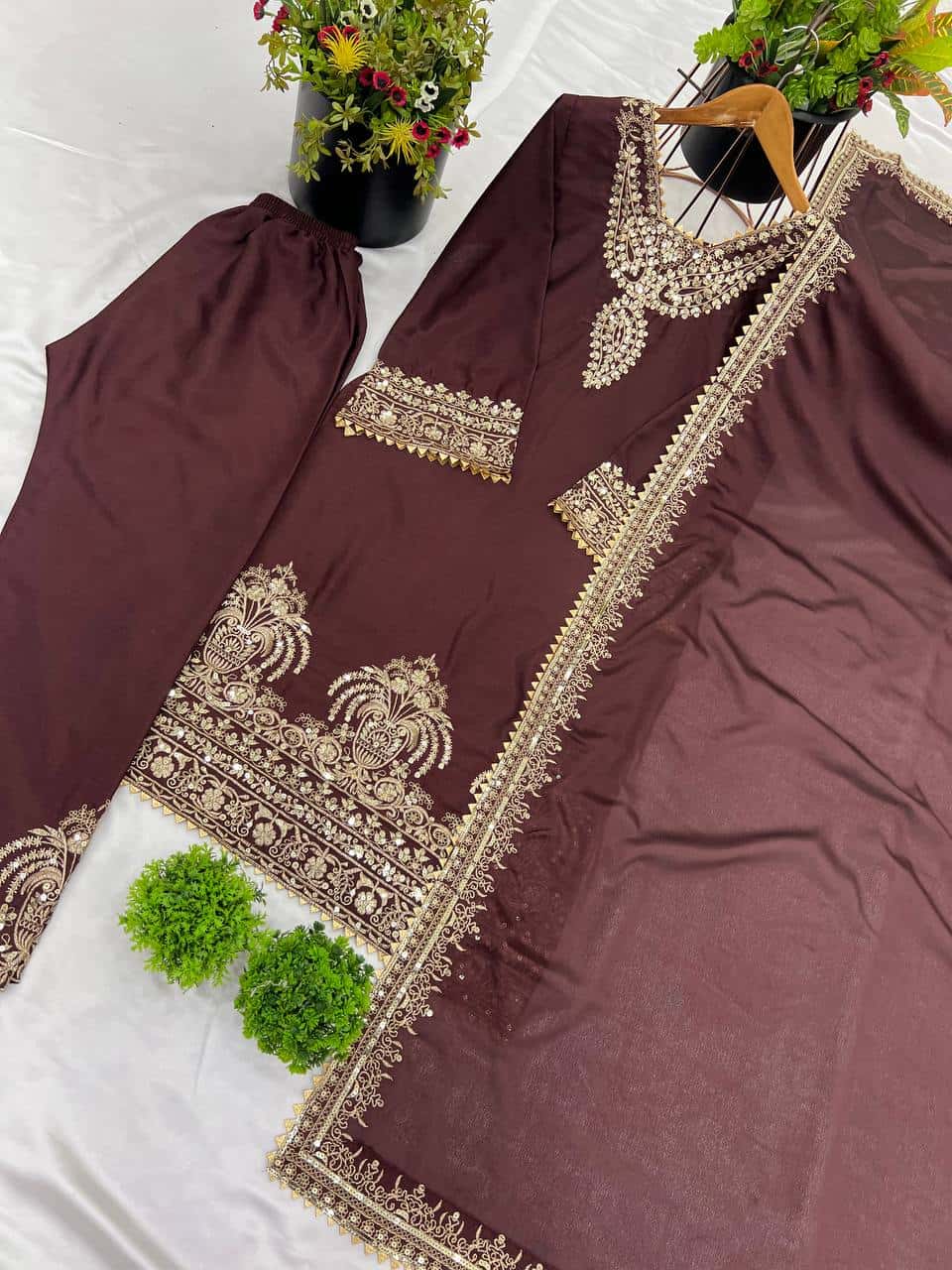 Heavy Chinon Silk Embroidered Set with Full Sleeves, Lace Border Dupatta, and Micro Cotton Inner
