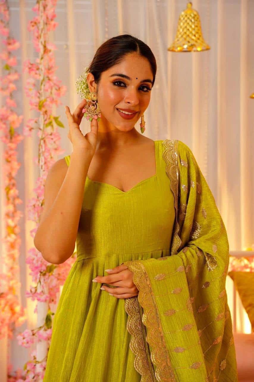 Heavy Roman Silk Gown with Dupatta