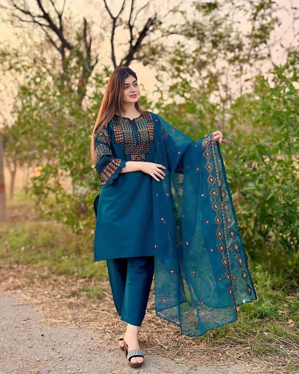 Roman silk foil paper work kurta set with organza dupatta