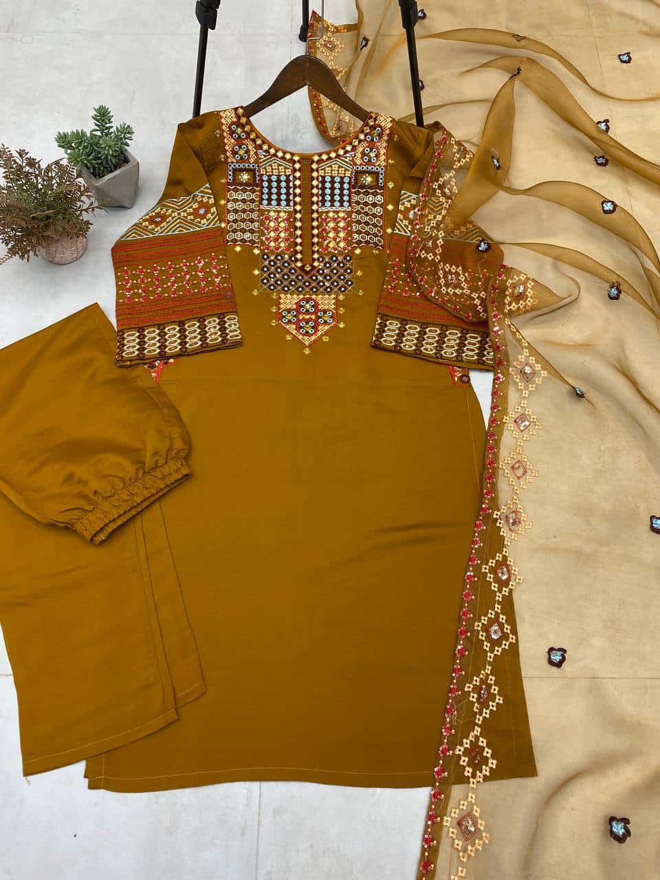 Roman silk foil paper work kurta set with organza dupatta