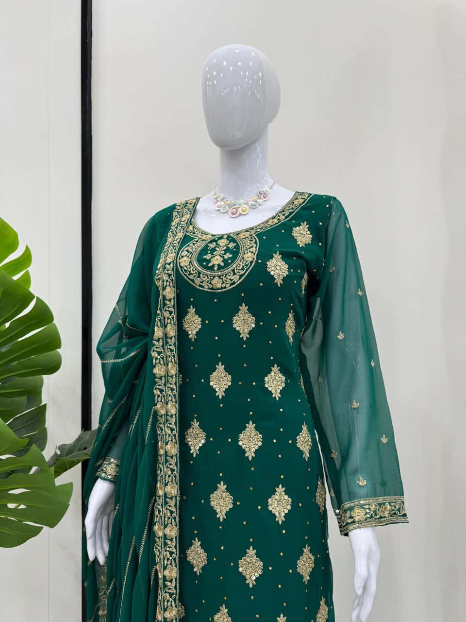 Georgette kurta pant with dupatta sets,Thread work