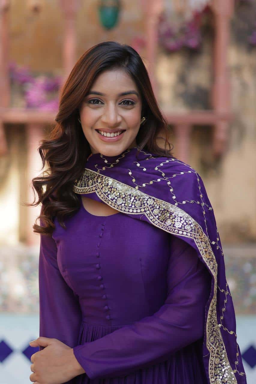 "Luxurious Star Georgette Gown with Full Sleeves and Sequins Dupatta"