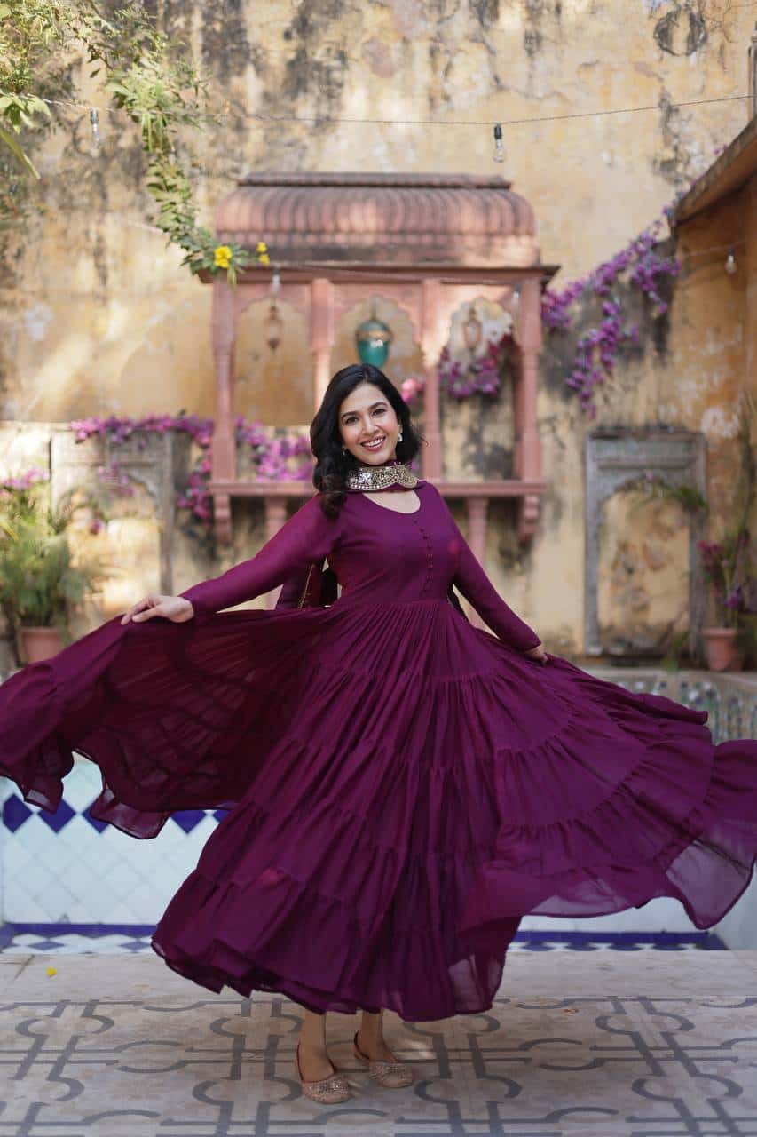"Luxurious Star Georgette Gown with Full Sleeves and Sequins Dupatta"
