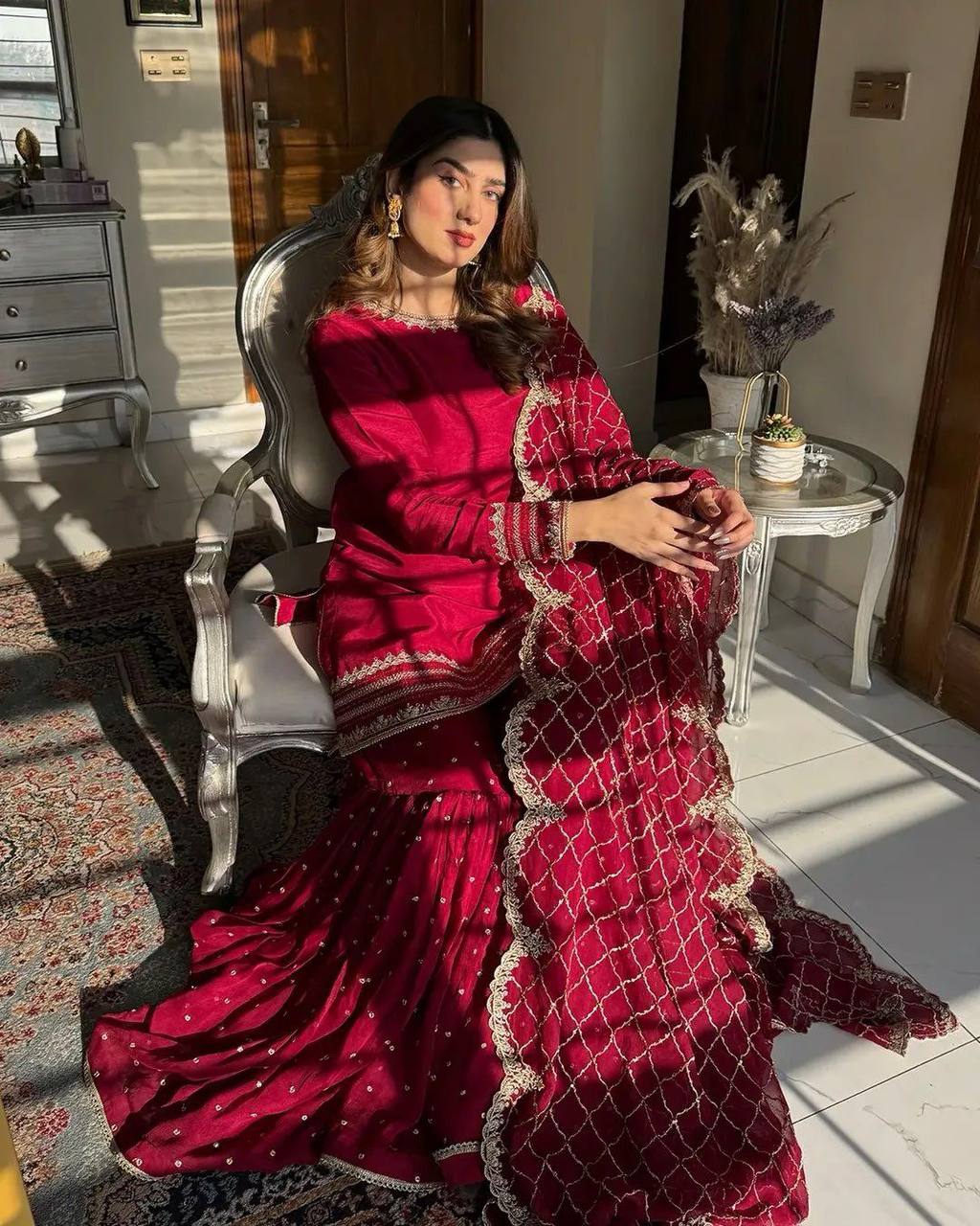Women wedding wear red heavy suit sets for women