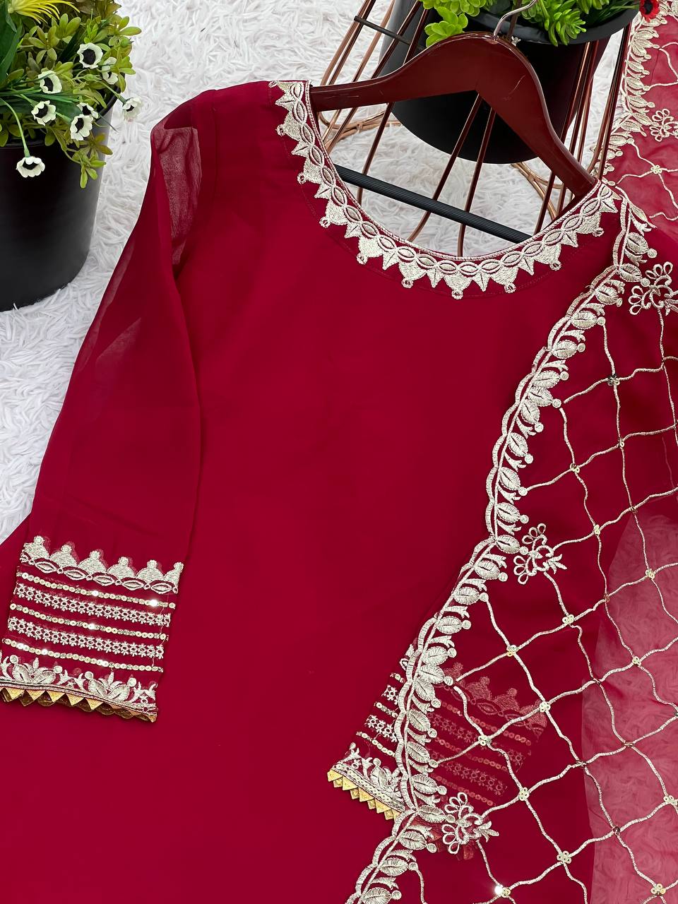 Women wedding wear red heavy suit sets for women