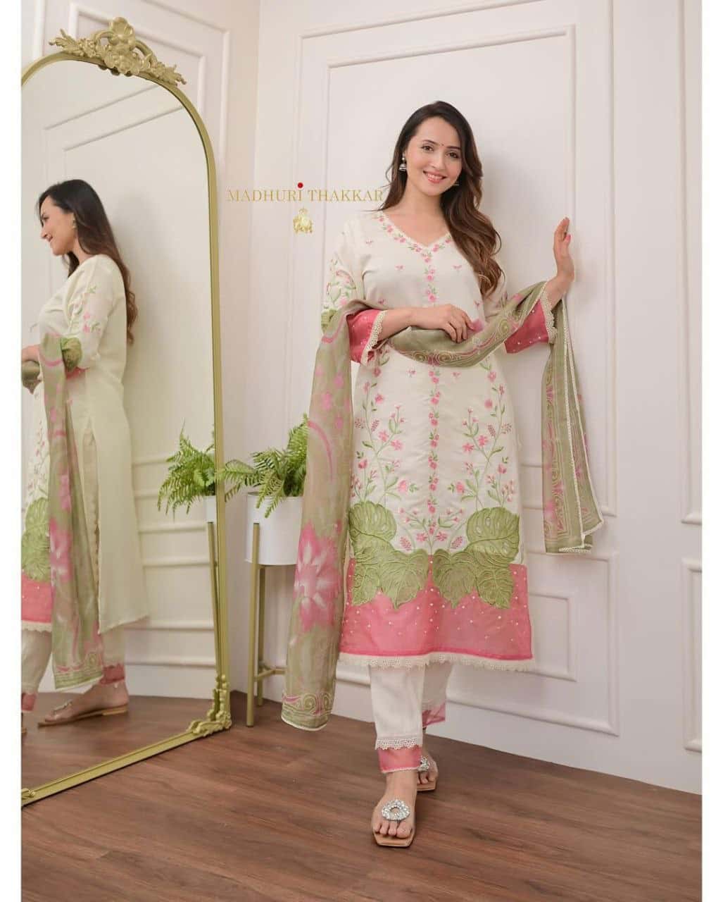 Exquisite Pure Banarasi Cotton Suit Set with Orgenza Dupatta and Pearl Moti Mala