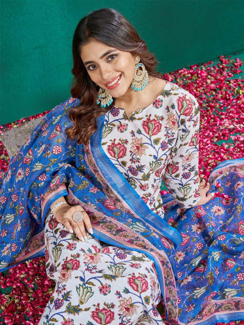 "Elegant White Cotton Blend Printed Kurti Set with Pant & Dupatta"