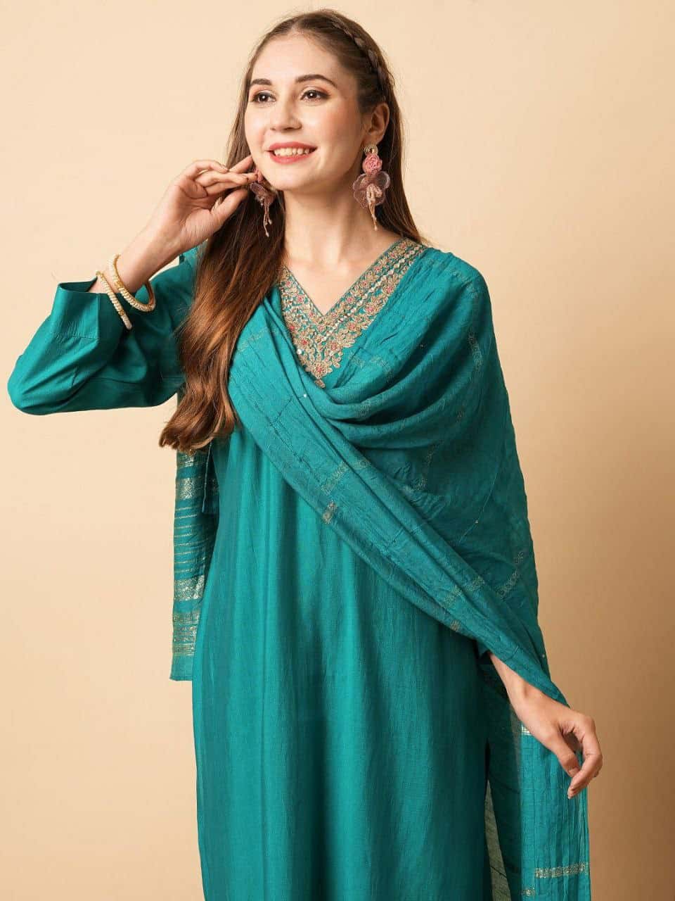 "Charming Viscose Chanderi Kurti Set with Sequence Embroidery & Jacquard Silk Dupatta"