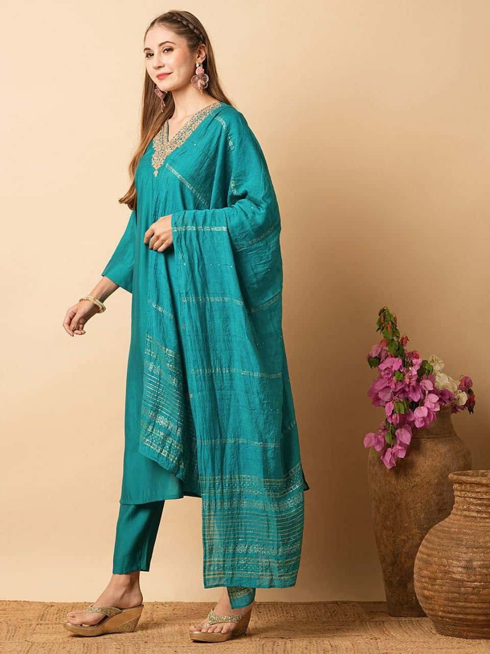 "Charming Viscose Chanderi Kurti Set with Sequence Embroidery & Jacquard Silk Dupatta"