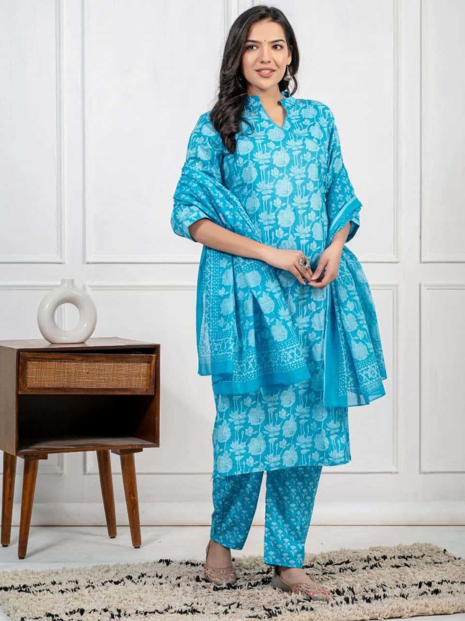 "Breezy Elegance: Pure Cotton Kurti Set for Sunny Days"