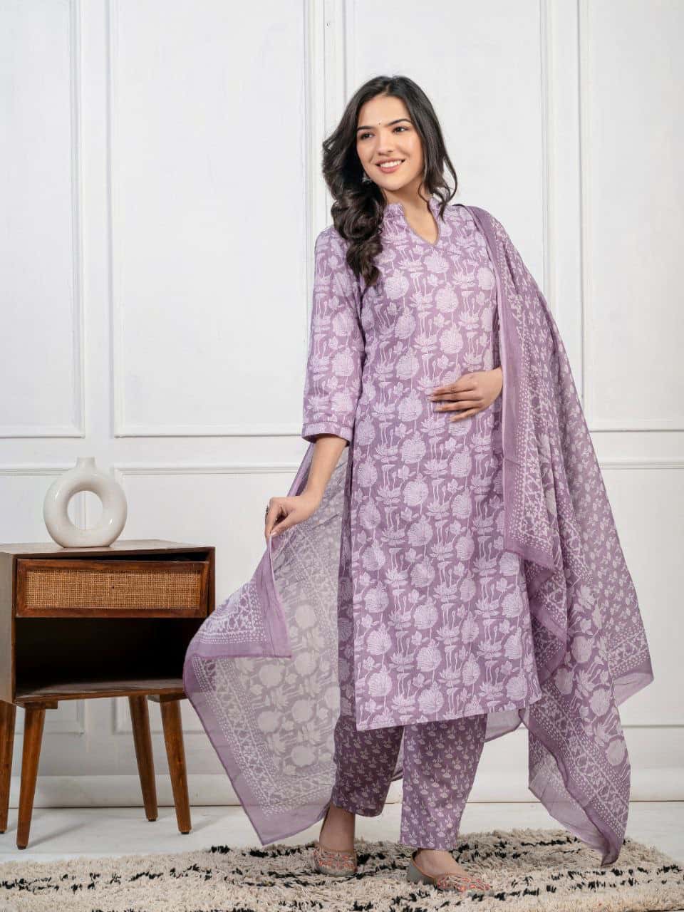 "Breezy Elegance: Pure Cotton Kurti Set for Sunny Days"