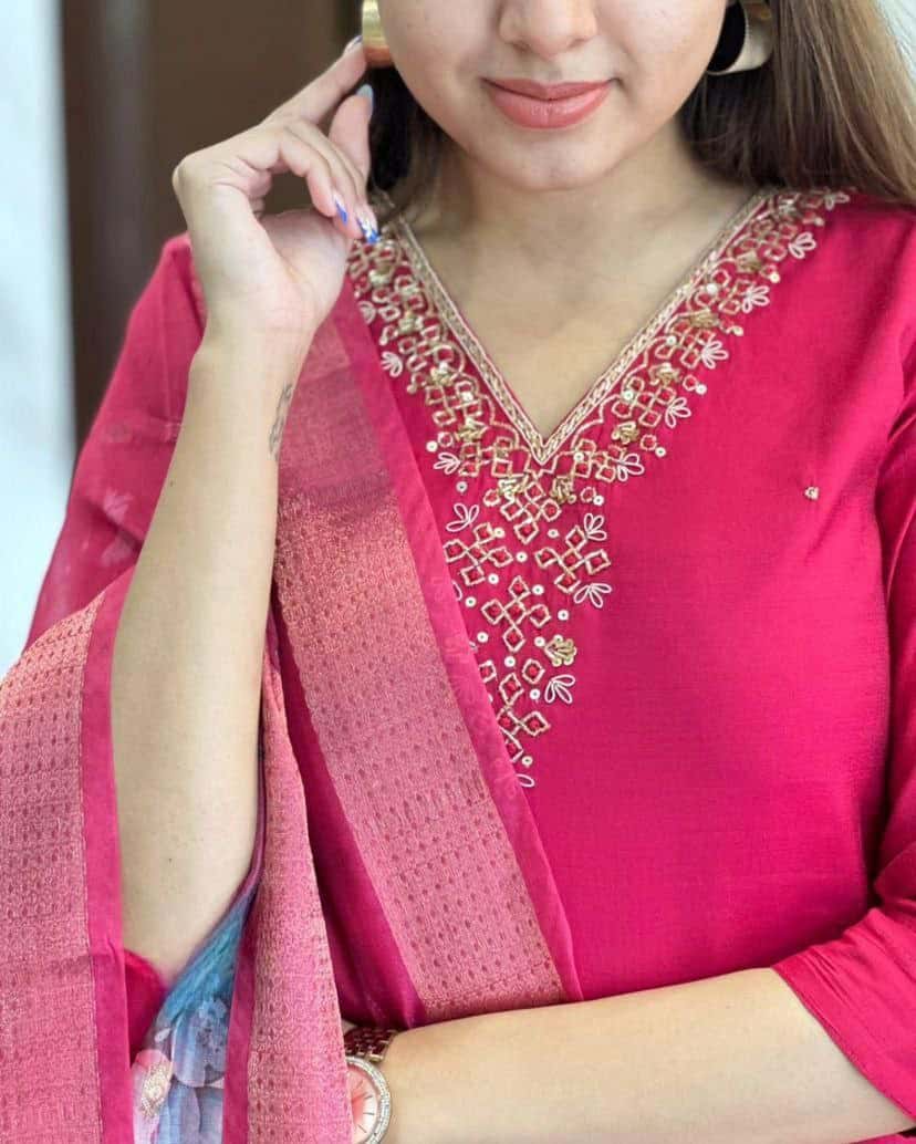"Embroidered Viscose Chanderi Kurti Set with Jaquard Dupatta"