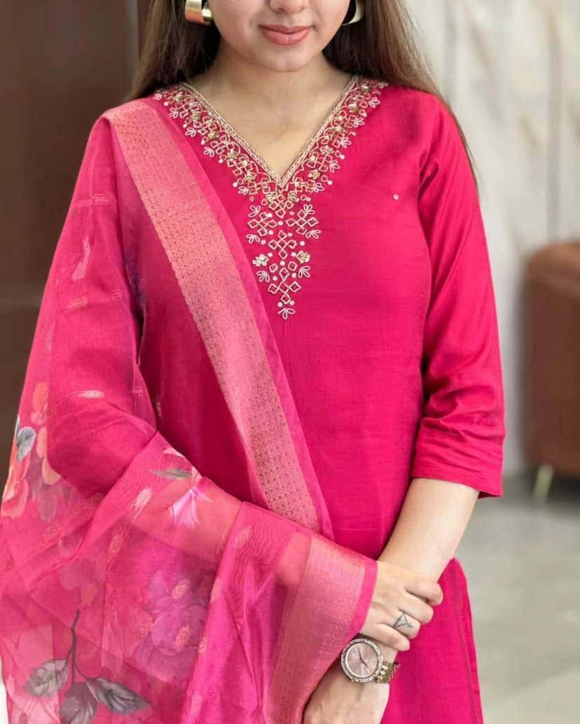 "Embroidered Viscose Chanderi Kurti Set with Jaquard Dupatta"