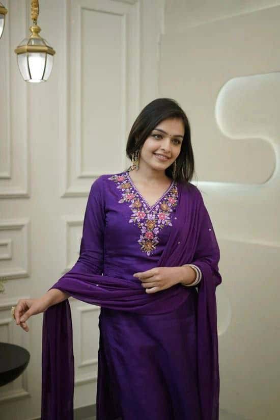 "Elegant Vichitra Silk Embroidered Kurti Set with Viscose Chanderi Dupatta"