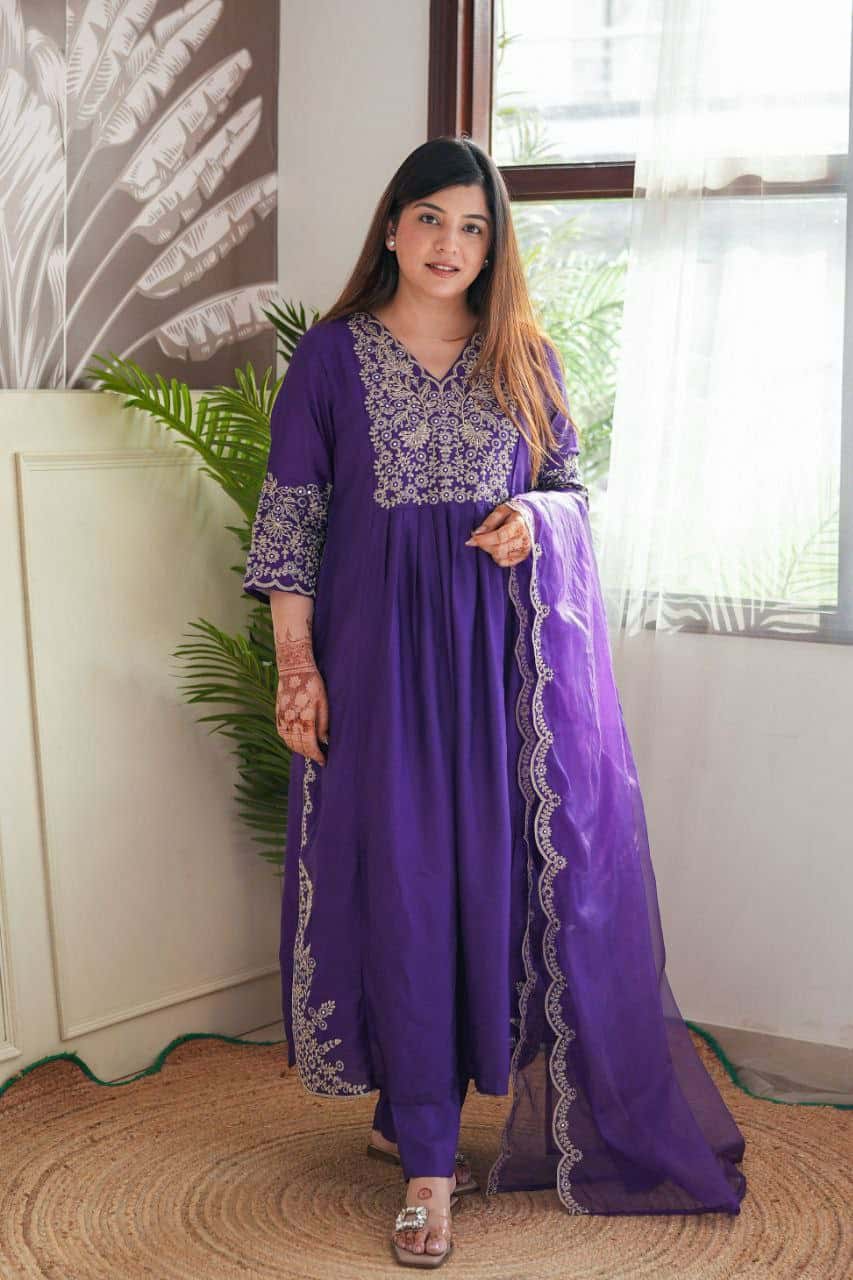 "Viscose Chanderi Kurti Set with Sequence Embroidery and Jaquard Dupatta"