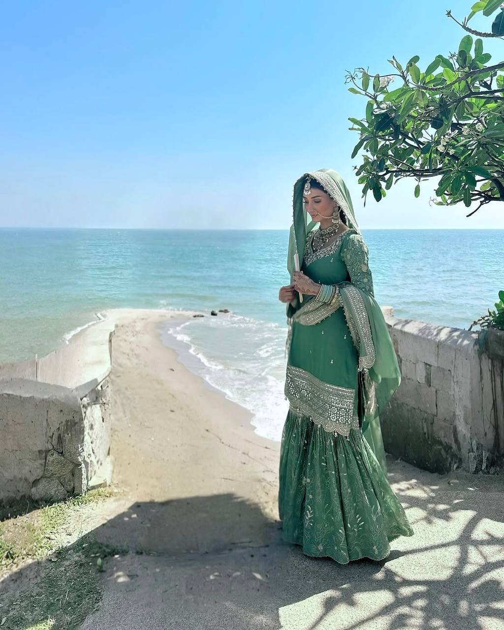 Wedding wear Pakistani readymade salwar kameez suit set
