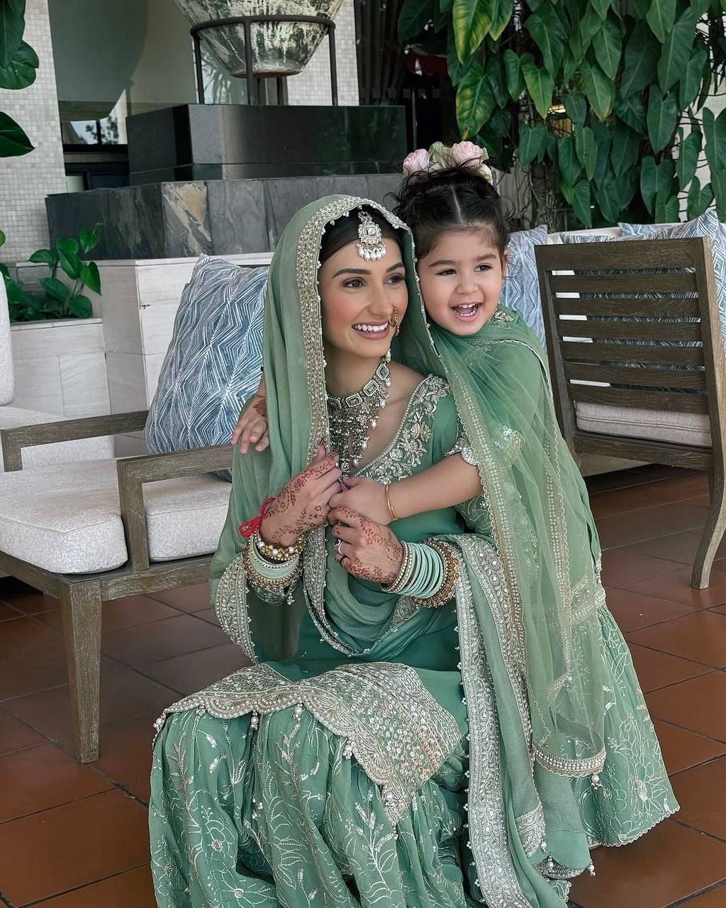 Wedding wear Pakistani readymade salwar kameez suit set